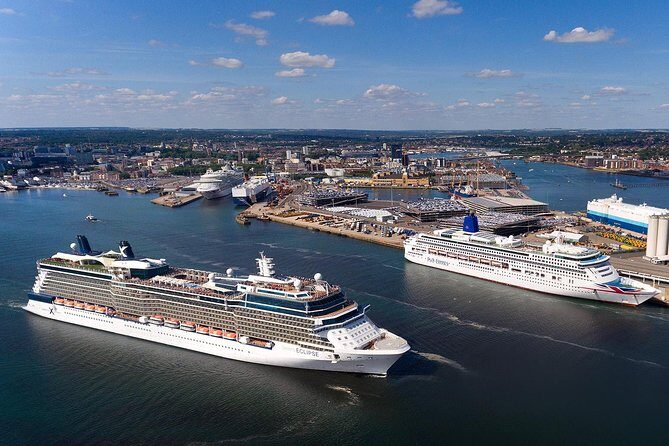 Heathrow Airport Arrival To Southampton Via Windsor Castle - Who Is This Tour Best For?