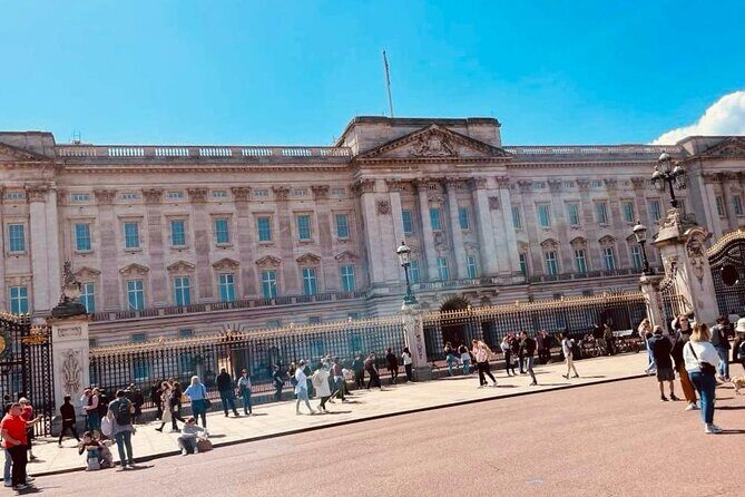 Heathrow Airport to Central London | Private Transfer - The Breakdown: A Closer Look