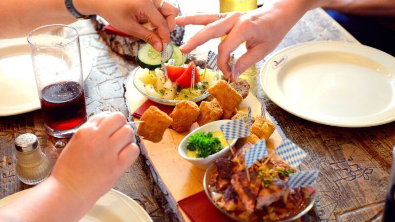 Heidelberg: Culinary city tour with delicious samples - A Closer Look at the Heidelberg Culinary Tour