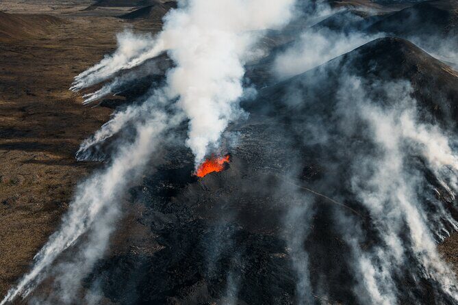 Helicopter Tour Over Icelands Reykjanes Volcano Eruption Site - An Inside Look at the Reykjanes Volcano Helicopter Tour