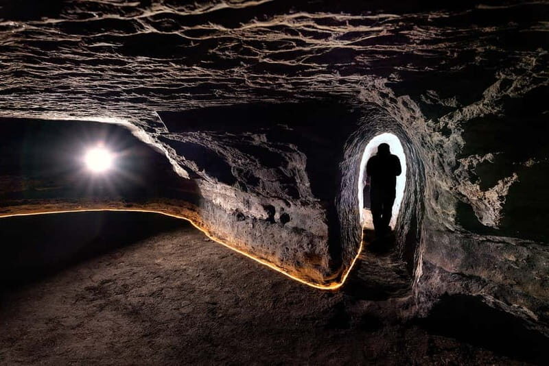 Hella: Guided Tour of Ancient Man-Made Caves - Practical Tips for Your Visit
