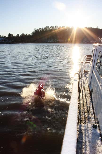 Helsinki: 3 hour Ice Floating & Sauna Cruise - What To Expect From the Cruise