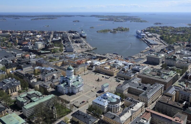 Helsinki: City Center Highlights Guided Minivan Tour - FAQ