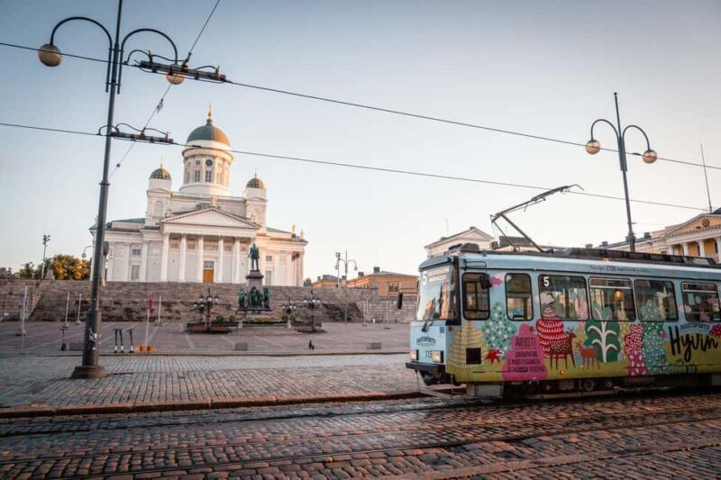 Helsinki & Porvoo: Private Day Tour with Guide - Porvoo: The Picture-Perfect Town
