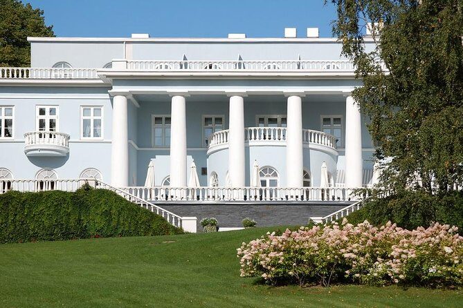 Helsinki Private Sightseeing + Medieval Town Porvoo - Exploring Helsinki with a Personal Touch