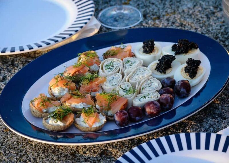 Helsinki: Private Sunset Lounge Experience with Snacks - Helsinki: Private Sunset Lounge Experience with Snacks – A Relaxing Nordic Escape