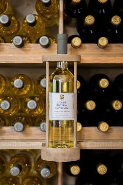 Helsinki: Private Visit to Finnish Berry Winery with Tasting - A Closer Look at the Experience