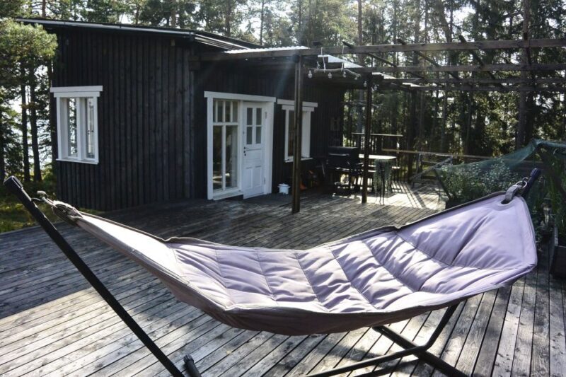 Helsinki: RIB Tour to Summer Cottage with BBQ and Sauna - Summary