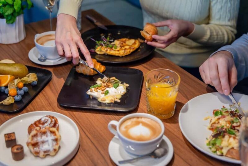 Helsinki: Roundtrip Overnight Cruise to Tallinn with Cabin - Who Is This Tour Best For?