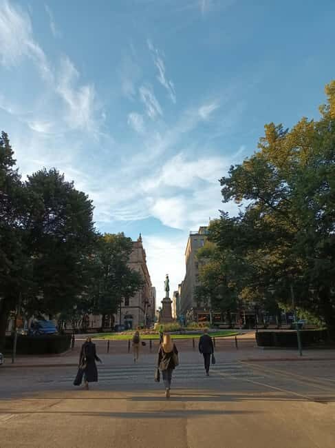Helsinki: Small-Group Walking Tour with a Historian - What to Expect from the Helsinki Small-Group Tour