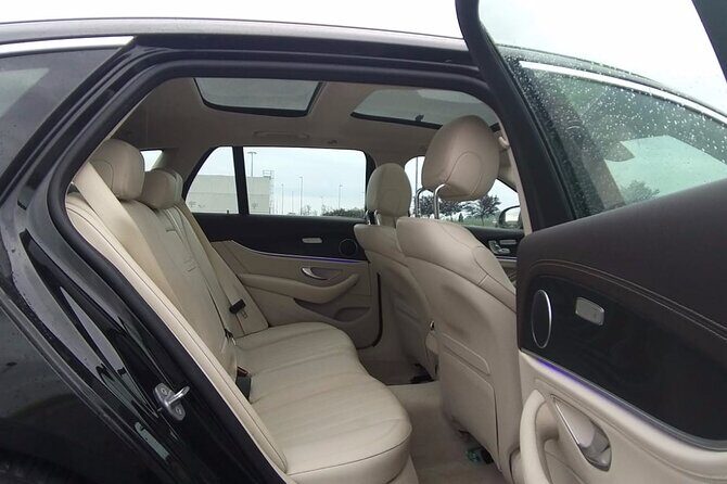 Helsinki to Helsinki Airport (HEL) - Departure Private Transfer - The Sum Up