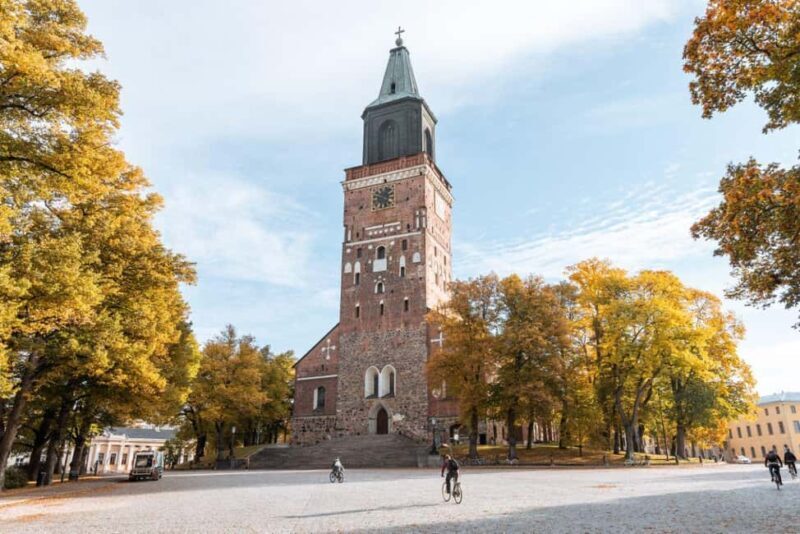 Helsinki: Turku Private Tour with Local Guide - Key Points