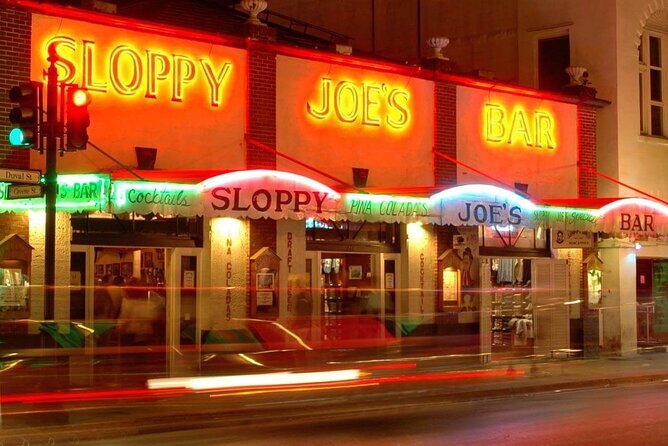 Hemingway Tour - A Closer Look at the Hemingway Tour in Key West