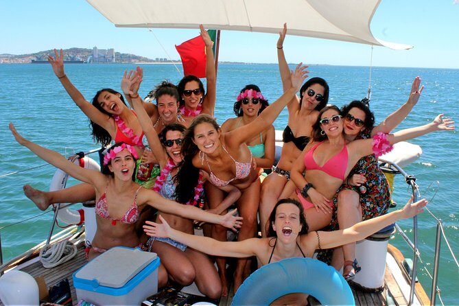 Hen Party in Lisbon on a vintage Sailboat - What We Loved and What Could Be Better