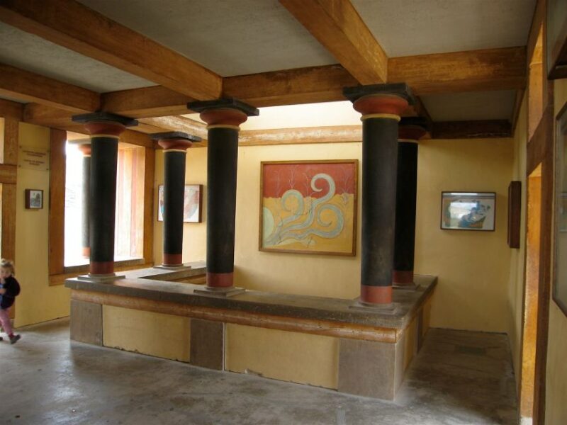 Heraklio:Knossos Palace-Museum-Heraklio all in SKIP The line - Authentic Traveler Insights
