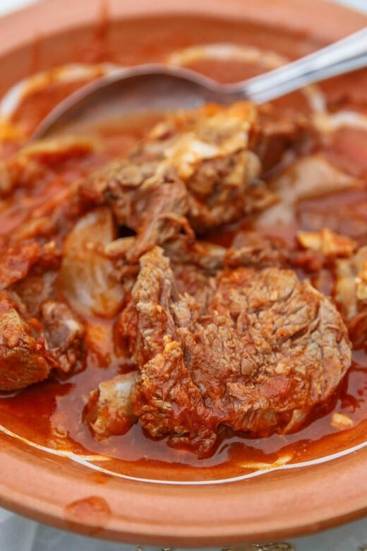 Heraklion City: Greek Food Tasting Walking Tour - Who Should Consider This Tour?