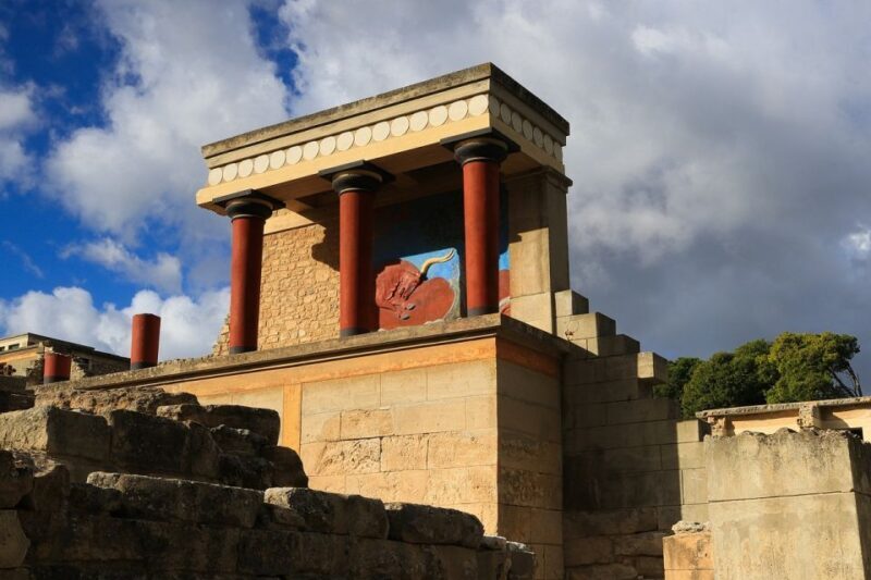 Heraklion: Guided Tour Knossos & Archanes Wine Tasting Tour - Key Points
