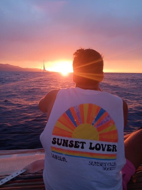 Heraklion: Sailing Cruise to Dia Island with Drinks and Meal - Who Should Consider This Tour?