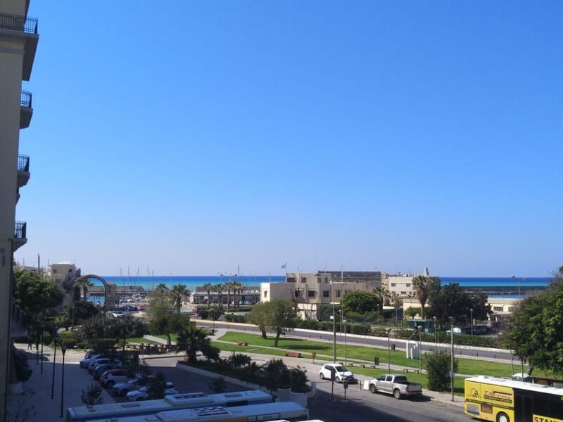 Heraklion: Sightseeing Tour with Greek Meze - Discovering Heraklion’s Highlights