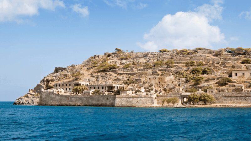 Heraklion: Spinalonga and Agios Nikolaos Cruise with Lunch - Cruising Mirabello Bay: A Breeze to Spinalonga
