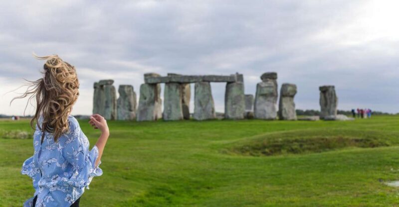 Heritage and Majesty: Private Full-Day Tour from Southampton - What to Expect on This Tour