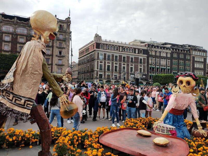 Heroines and Villains in the Foundation of New Spain - FAQ