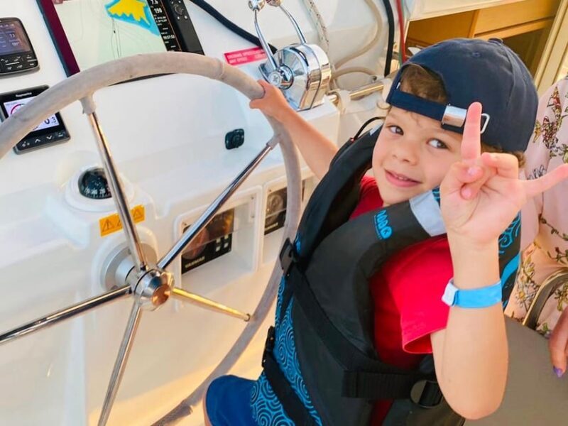 Hersonissos: Private Catamaran Cruise, Dia Island with Lunch - How the Experience Feels in Practice