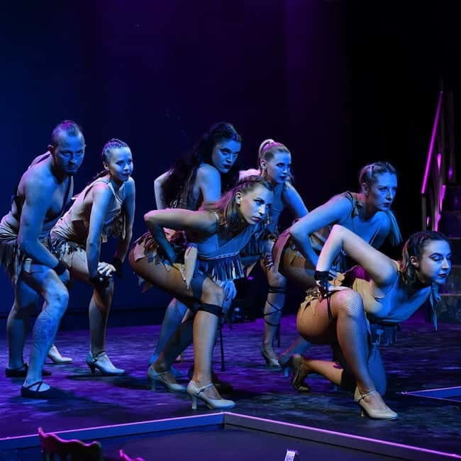 Hersonissos: Spectacular Dinner Show Ticket - Key Points