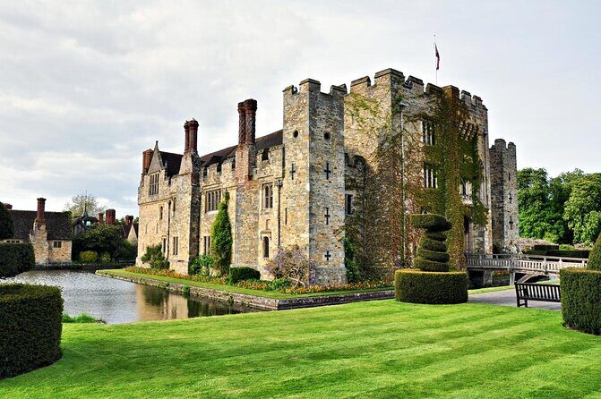 Hever Castle - England's Hidden Gem - Key Points
