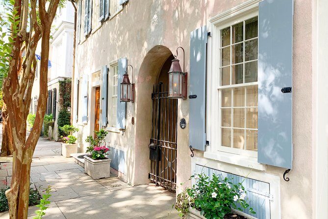 Hidden Alleyways and Historic Sites Small-Group Walking Tour - The Value for Money