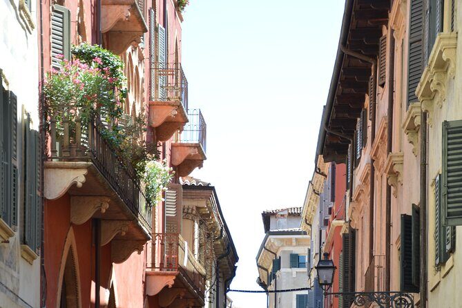 Hidden and fascinating Verona - 3 hour private walking tour - Practical Details and Value