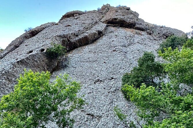 Hidden Grotto Waterfall eMTB & Hiking Adventure Malibu (Beginner) - FAQs