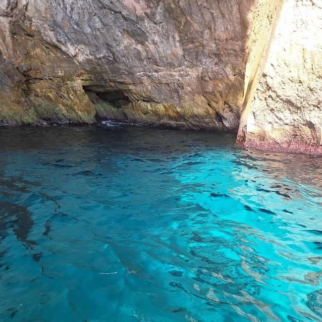 Hidden Malta: From Coastal Wonders to the Silent City - A Closer Look at the Tour Experience