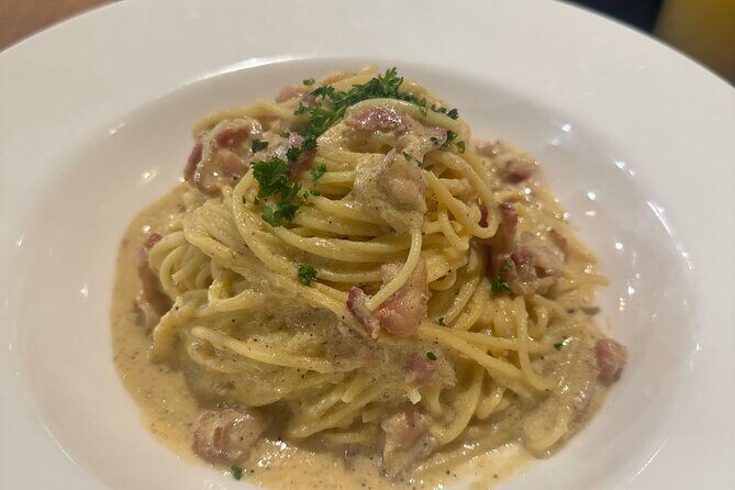 Hidden Vancouver Tour with Dinner - An In-Depth Look at the Hidden Vancouver Tour