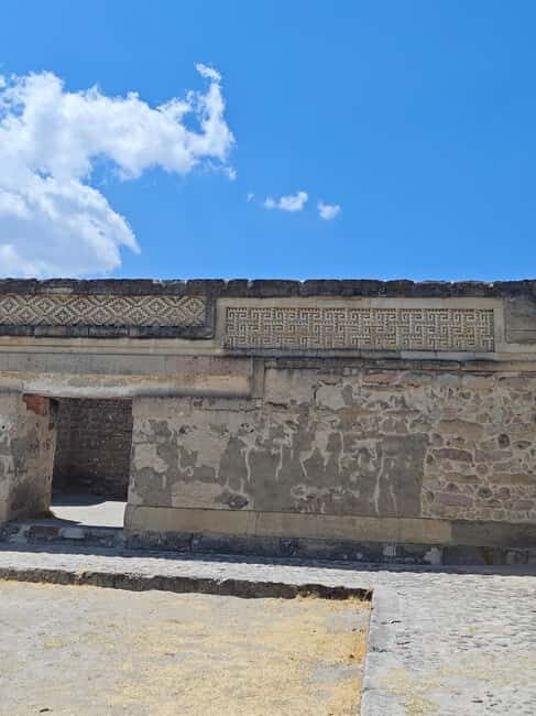 Hierve el Agua, Mitla, Tule, Teotilán and Mezcal factory - The Itinerary Breakdown