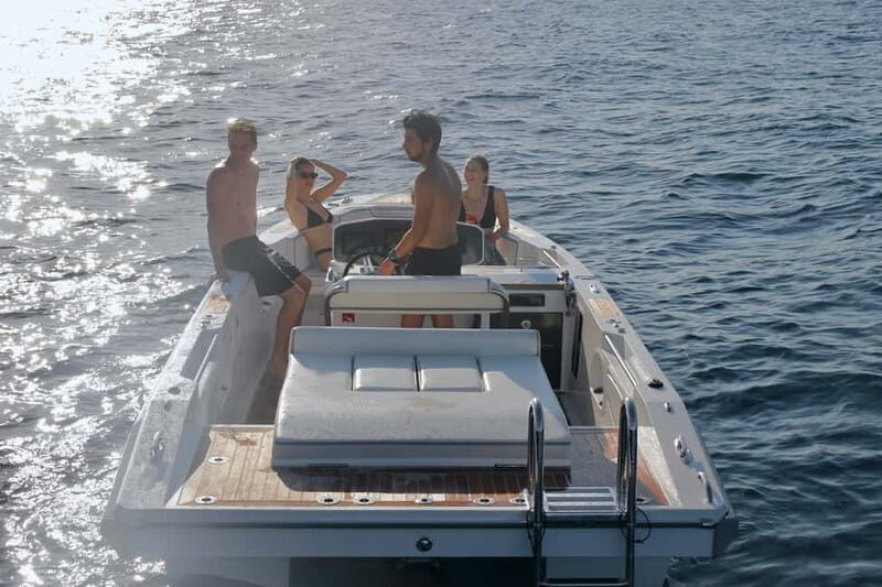 High-Performance Motor Sport Boat-Novurania (Fishing Option) - Key Points