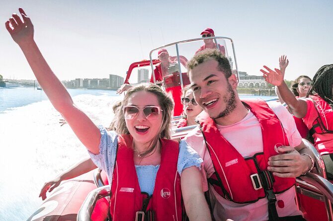 High-Speed Thames River Speedboat in London - What We Like and What to Keep in Mind
