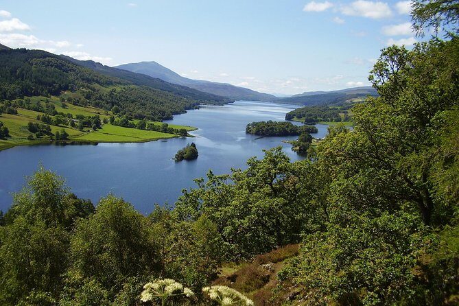Highland Lochs, Glens & Whisky Day Tour Including Admission - Journey Through the Highlands