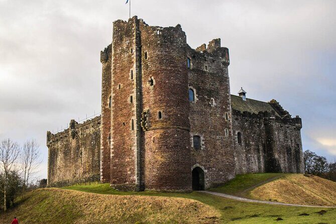 Highlands Cows Glencoe and Castles Private Tour from Edinburgh - Setting the Scene: What This Tour Offers