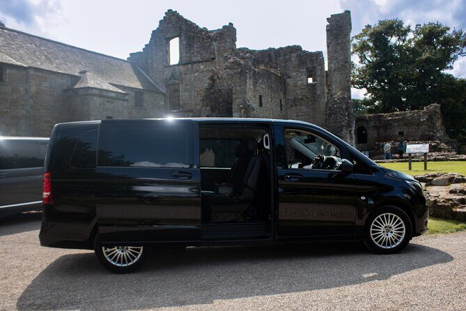 Highlands Cows Glencoe and Castles Private Tour from Glasgow - Starting Point: Pollok Country Park