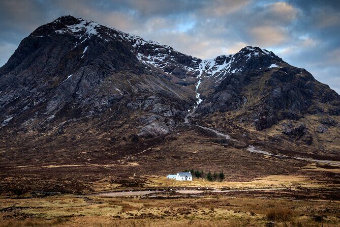 Highlands Cows Glencoe and Castles Private Tour from Glasgow - Kilchurn Castle and St Conan’s Kirk