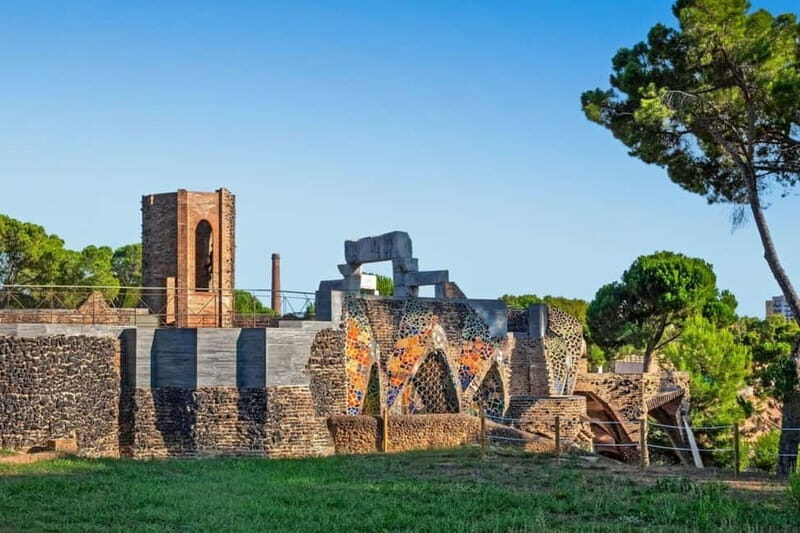 Highlights Guided visit to Gaudi's Crypt and Colonia Güell - FAQs