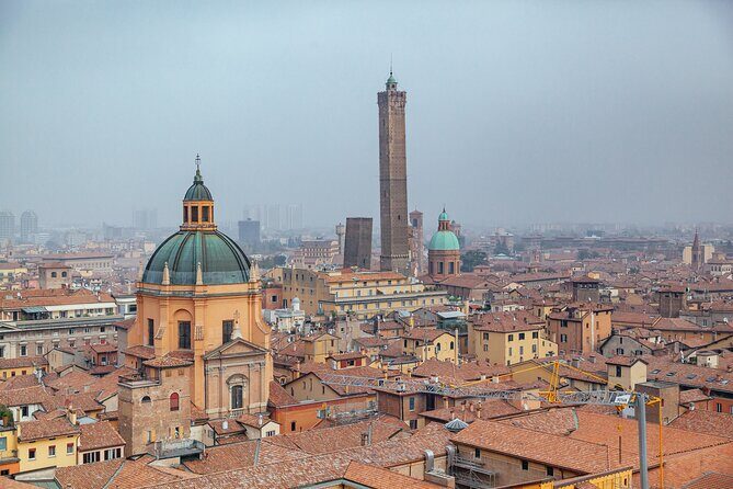 Highlights & Hidden Gems With Locals: Best of Bologna Private Tour - Exploring the Itinerary in Detail