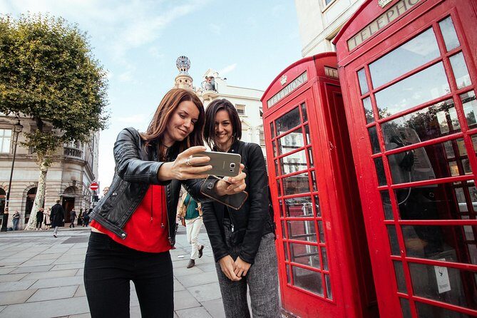 Highlights & Hidden Gems With Locals: Best of London Private Tour - The Value of a Local Guide