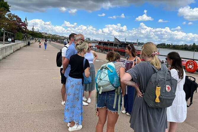 Highlights of Bordeaux Walking Tour + Wine & Cheese Tasting - A Closer Look at the Bordeaux Tour Experience