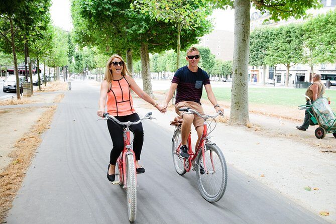 Highlights of Paris Bike Tour w/ a Local Guide (English or Dutch) - The Bottom Line: Solid Value for Seeing Paris