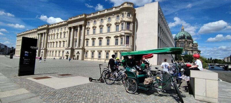 Highlights up to 12 Person Combined vehicles - Who Is This Tour Best Suited For?