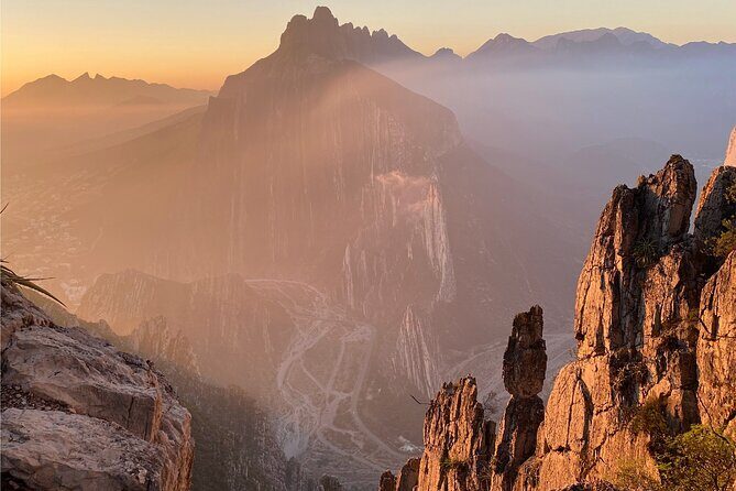 Hike and Rappel in Nest of the Aguiluchos in La Huasteca - Key Points