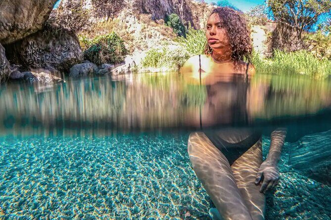 Hike and Swim in fresh springs and waterfalls in Guadalajara - Key Points