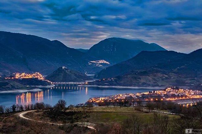 Hike Lake Castle and Good Food! - Who Should Book This Tour?